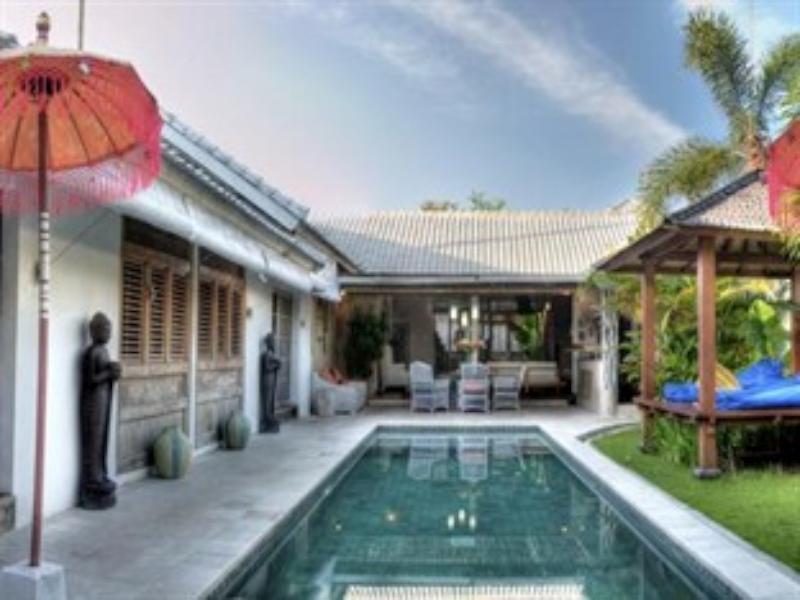 Coco Poco Villa Seminyak Luaran gambar
