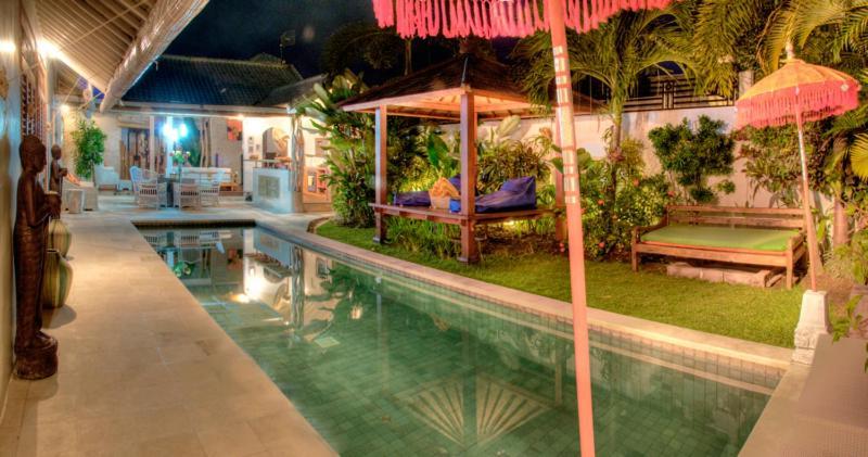 Coco Poco Villa Seminyak Bilik gambar