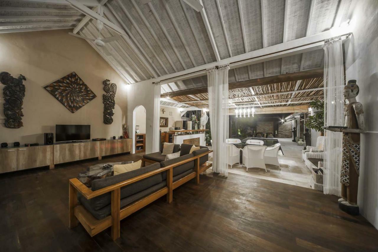 Coco Poco Villa Seminyak Luaran gambar
